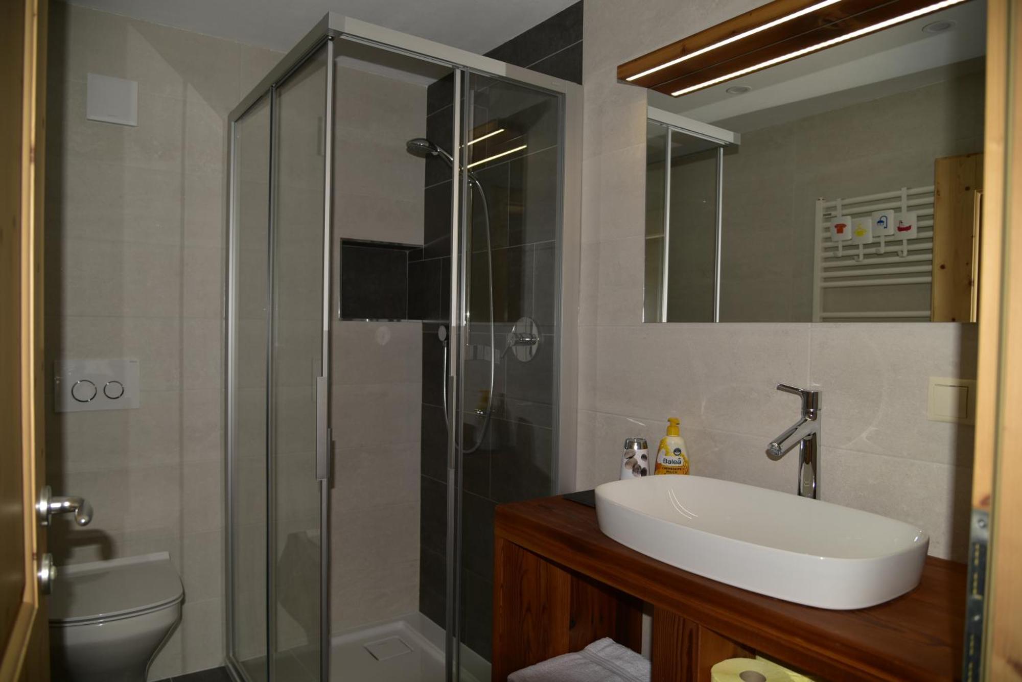 Apartement Schuster Lake Prags Braies מראה חיצוני תמונה